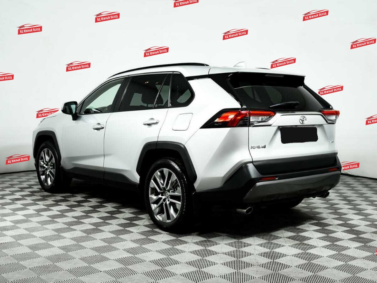 Купить Toyota RAV4 с пробегом. Фото: #6