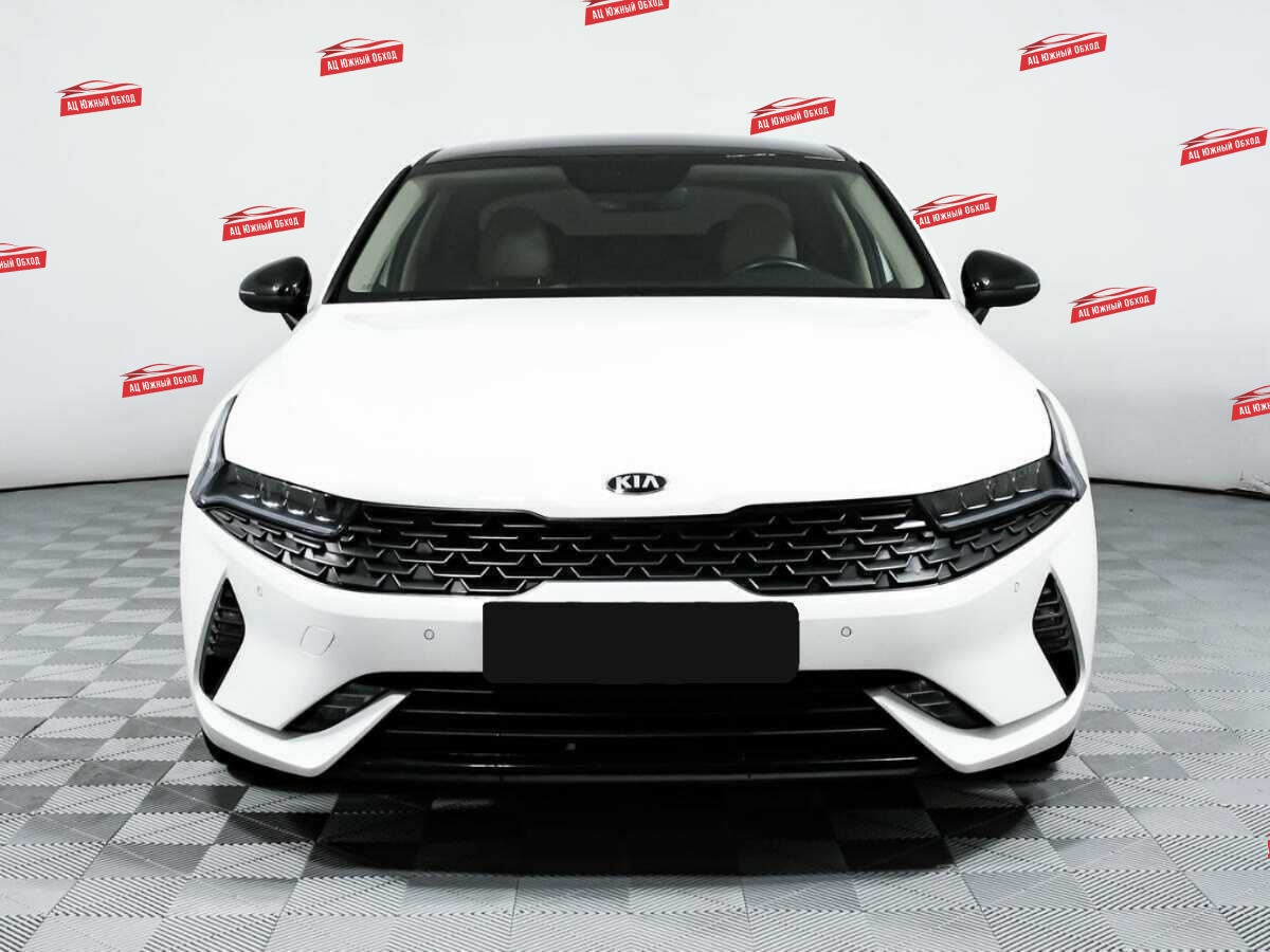 Купить Kia K5 с пробегом. Фото: #1