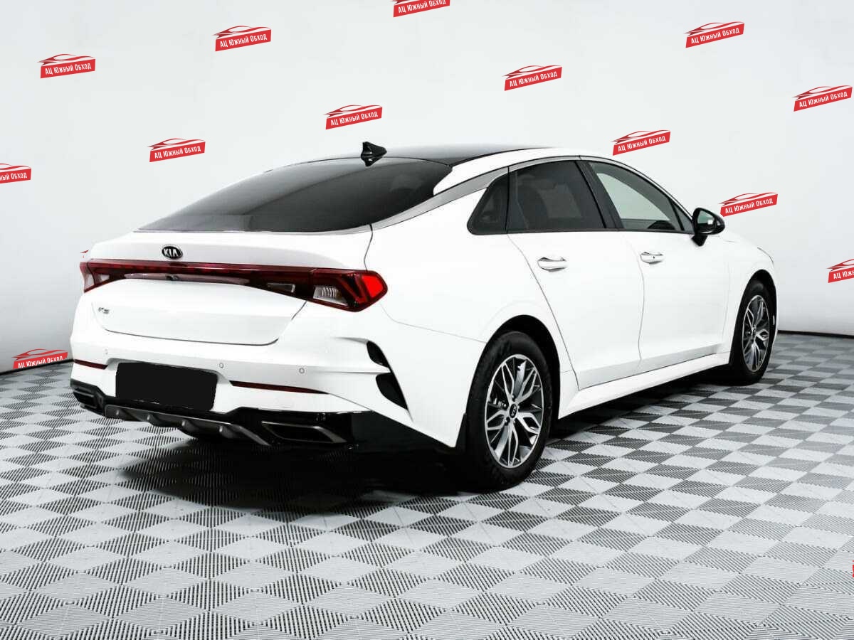 Купить Kia K5 с пробегом. Фото: #4