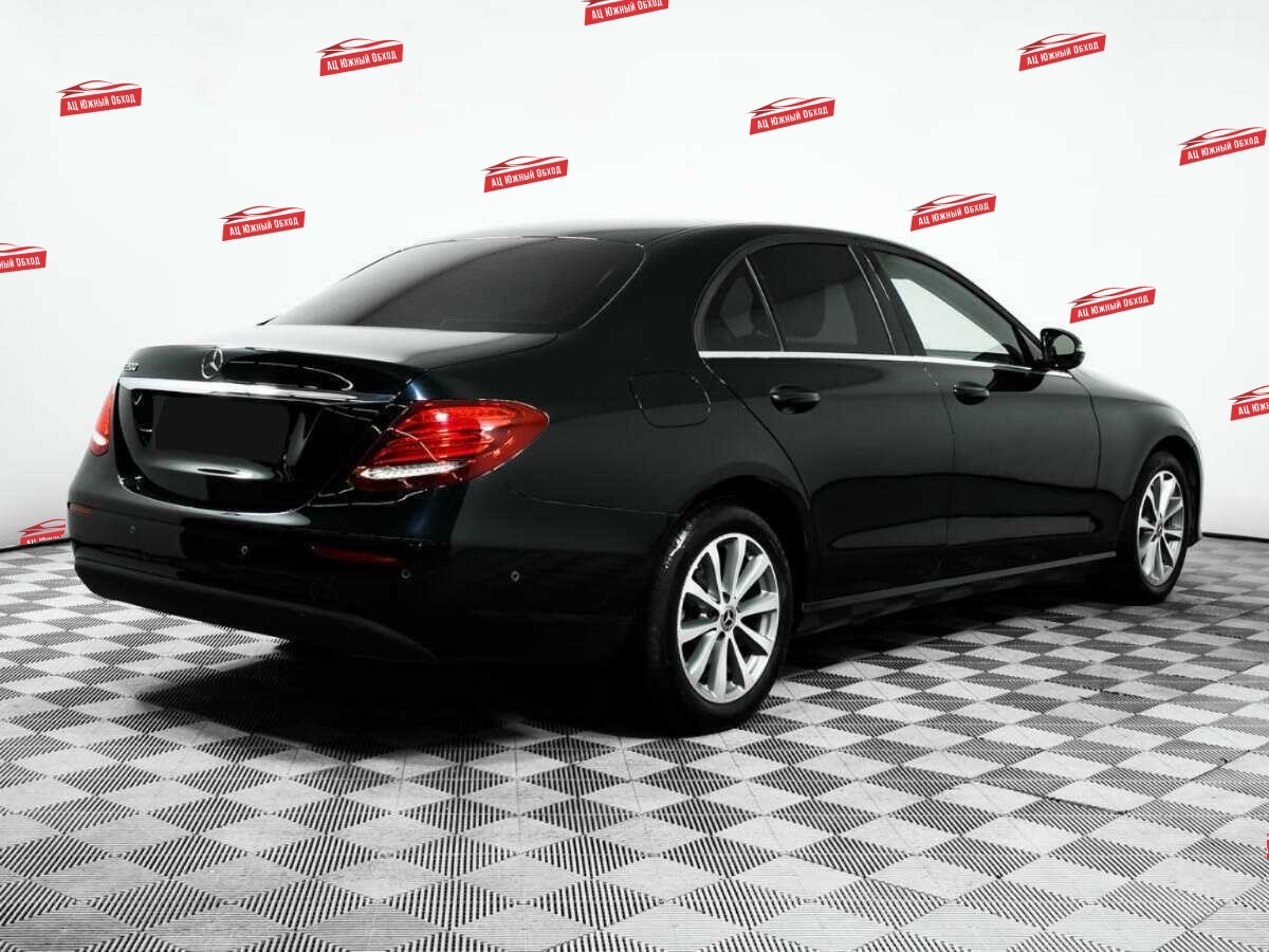 Купить Mercedes-Benz E-Класс с пробегом. Фото: #4