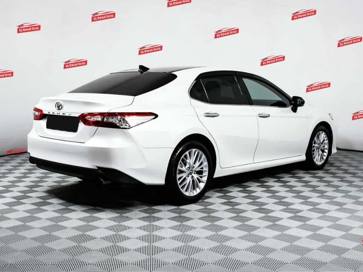 Купить Toyota Camry с пробегом. Фото: #4