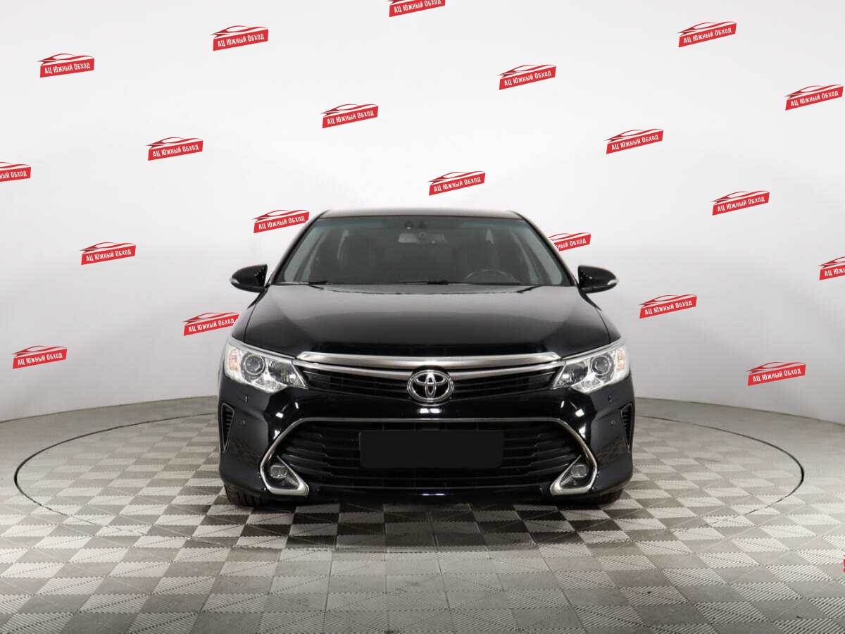 Купить Toyota Camry с пробегом. Фото: #1