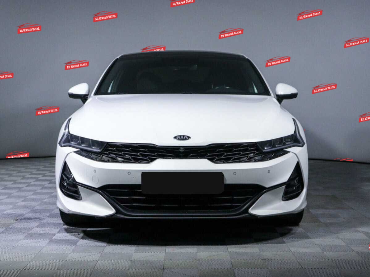 Купить Kia K5 с пробегом. Фото: #1