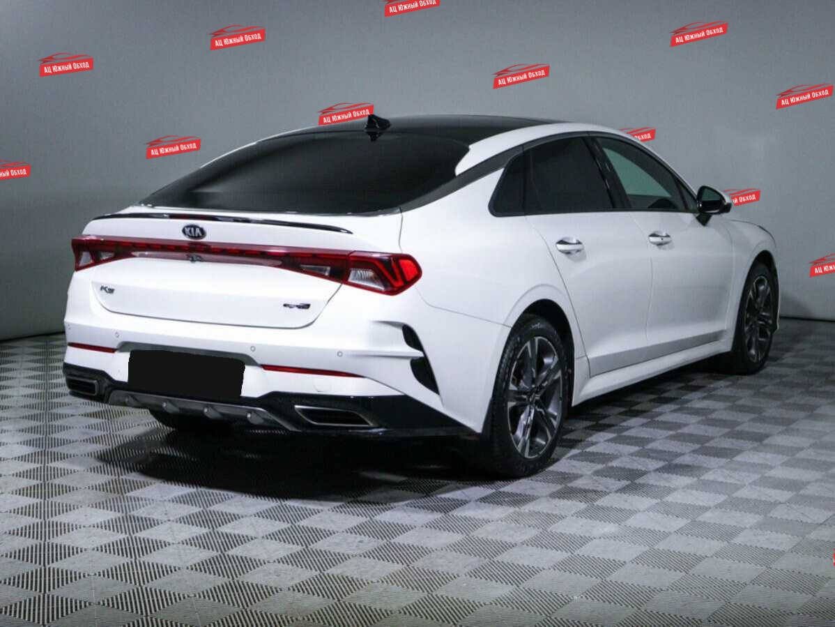 Купить Kia K5 с пробегом. Фото: #4