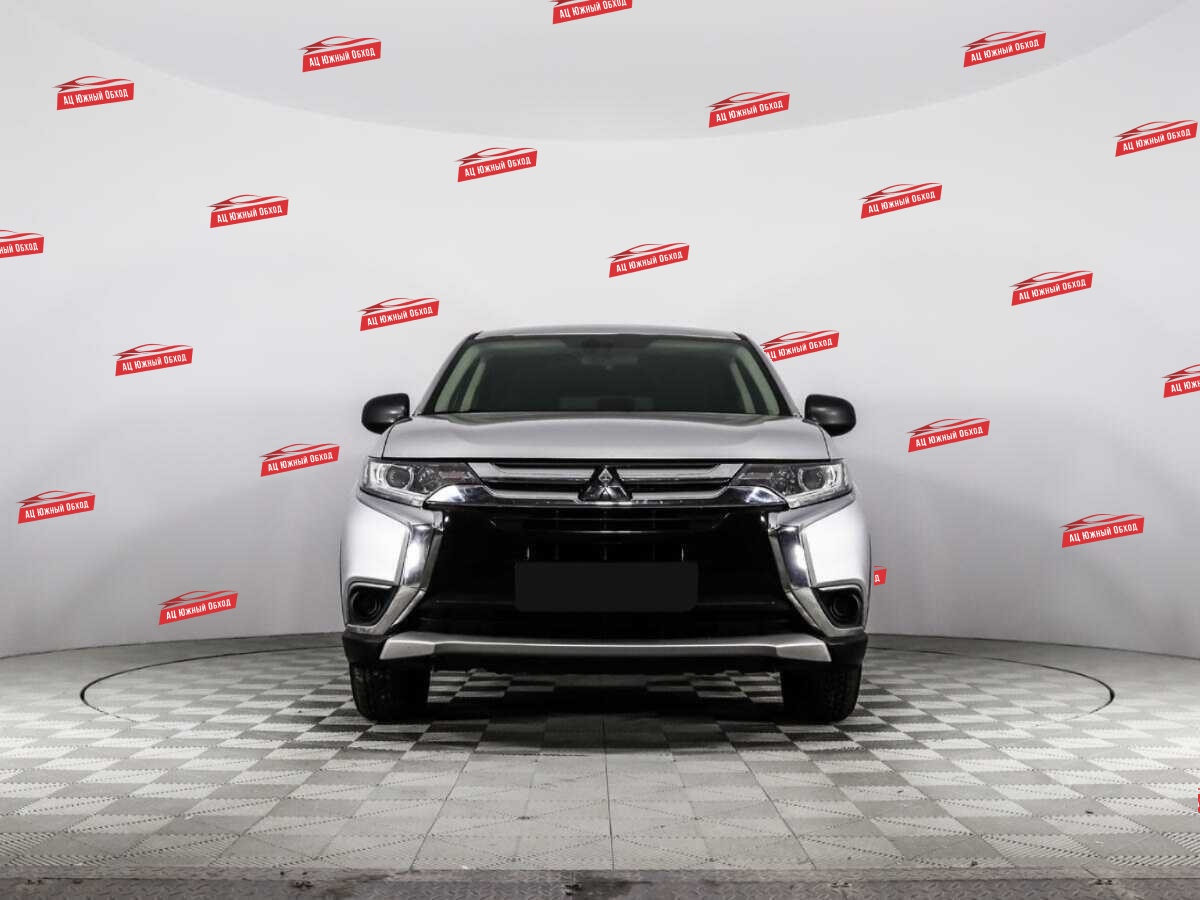 Купить Mitsubishi Outlander с пробегом. Фото: #1