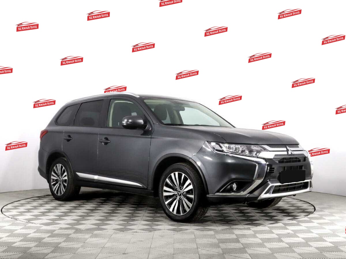 Купить Mitsubishi Outlander с пробегом. Фото: #2