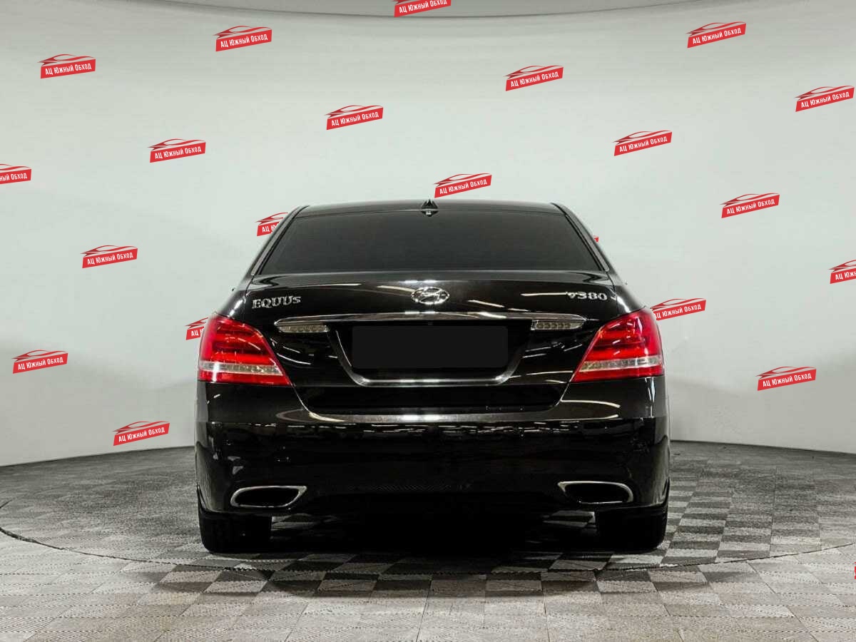 Купить Hyundai Equus с пробегом. Фото: #5