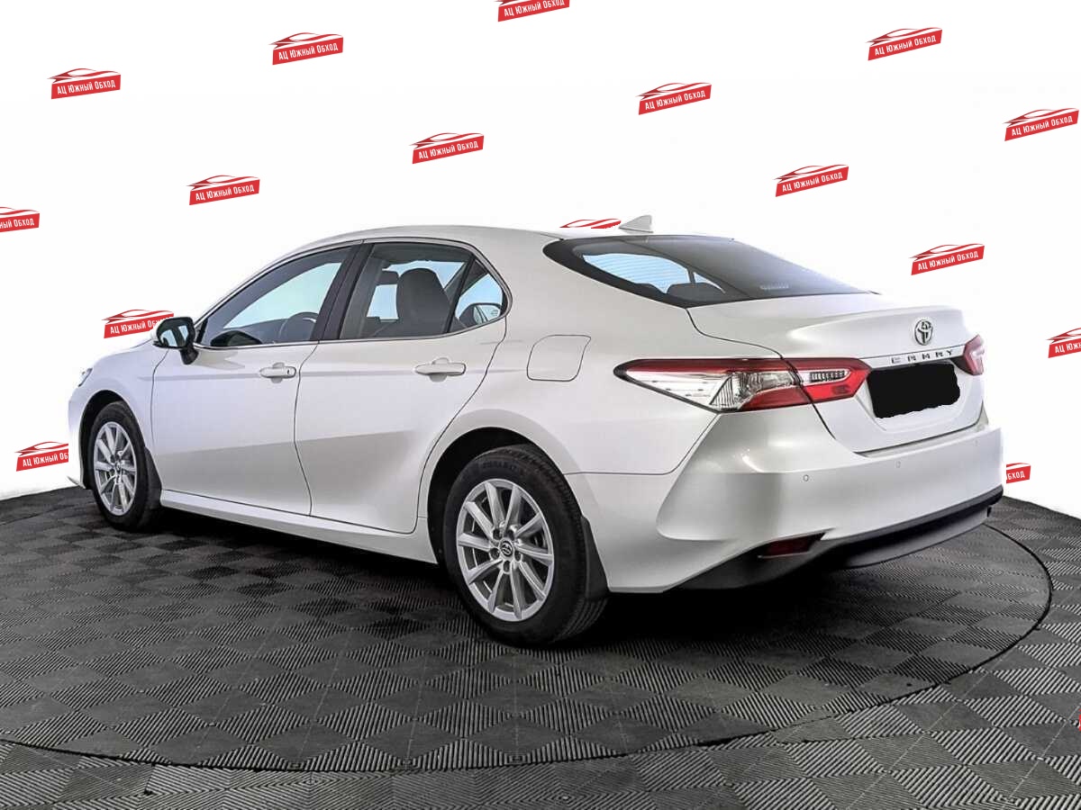 Купить Toyota Camry с пробегом. Фото: #6