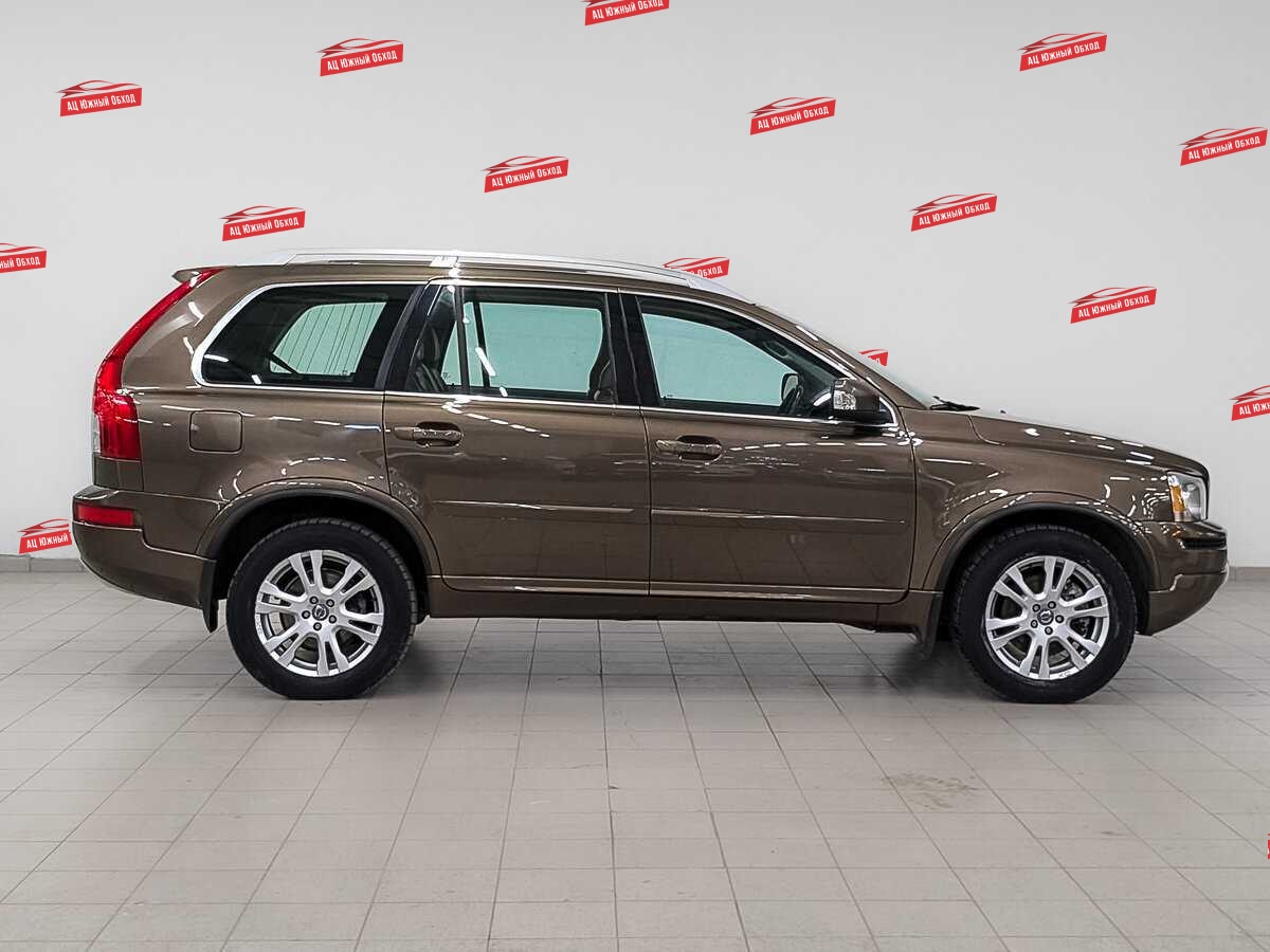 Купить Volvo XC90 с пробегом. Фото: #3