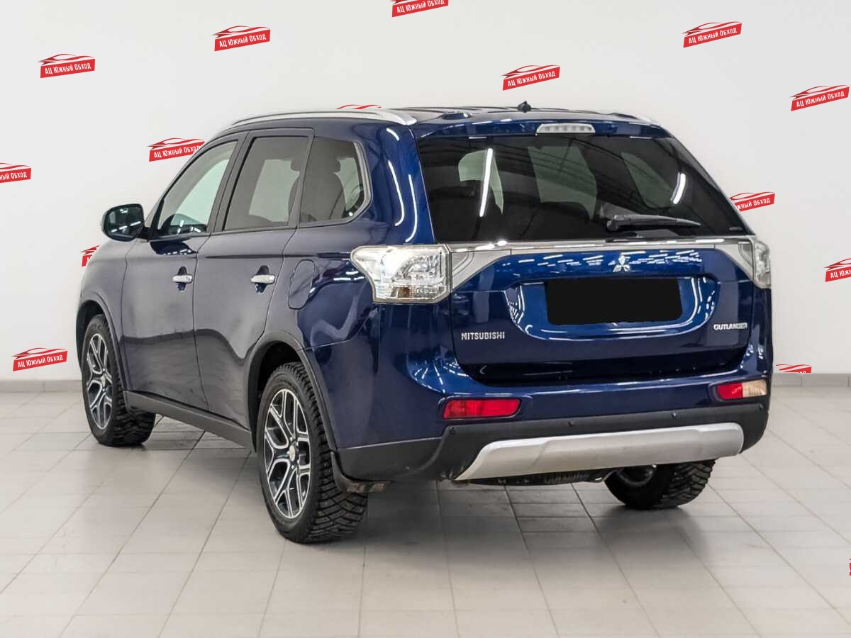 Купить Mitsubishi Outlander с пробегом. Фото: #6