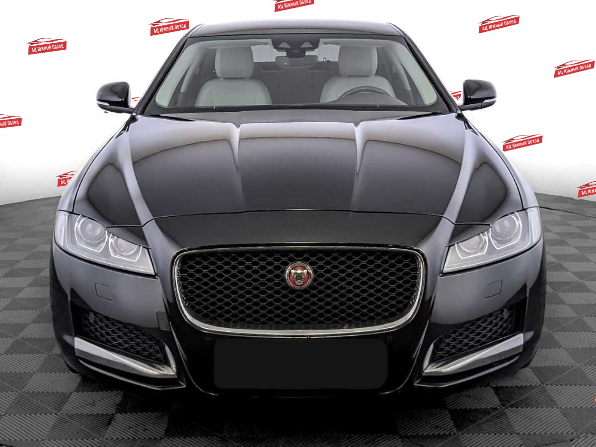 Купить Jaguar XF с пробегом. Фото: #1