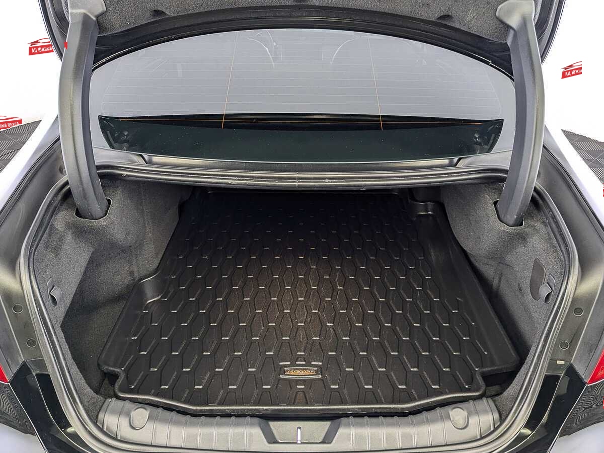 Купить Jaguar XF с пробегом. Фото: #9