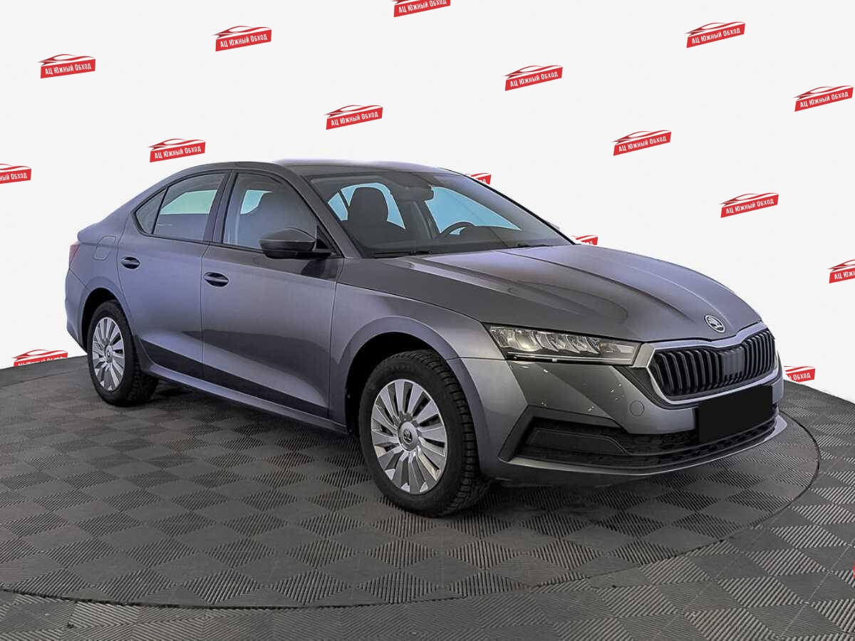 Купить Skoda Octavia с пробегом. Фото: #2