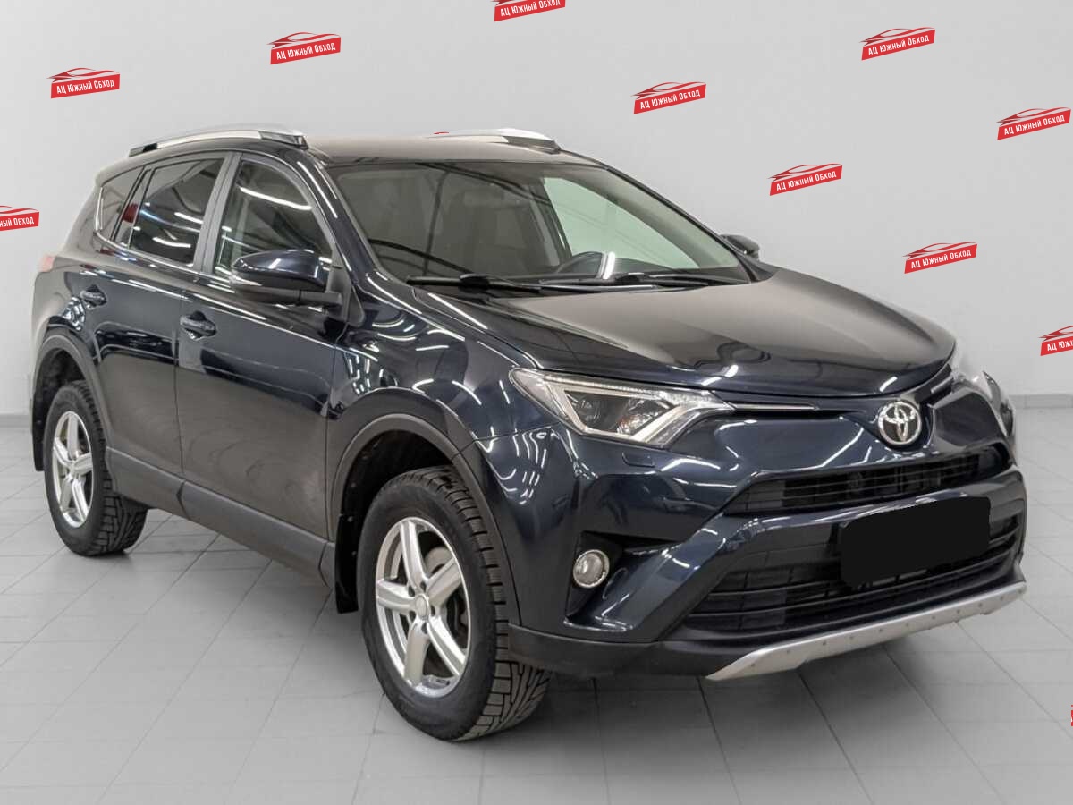 Купить Toyota RAV4 с пробегом. Фото: #2