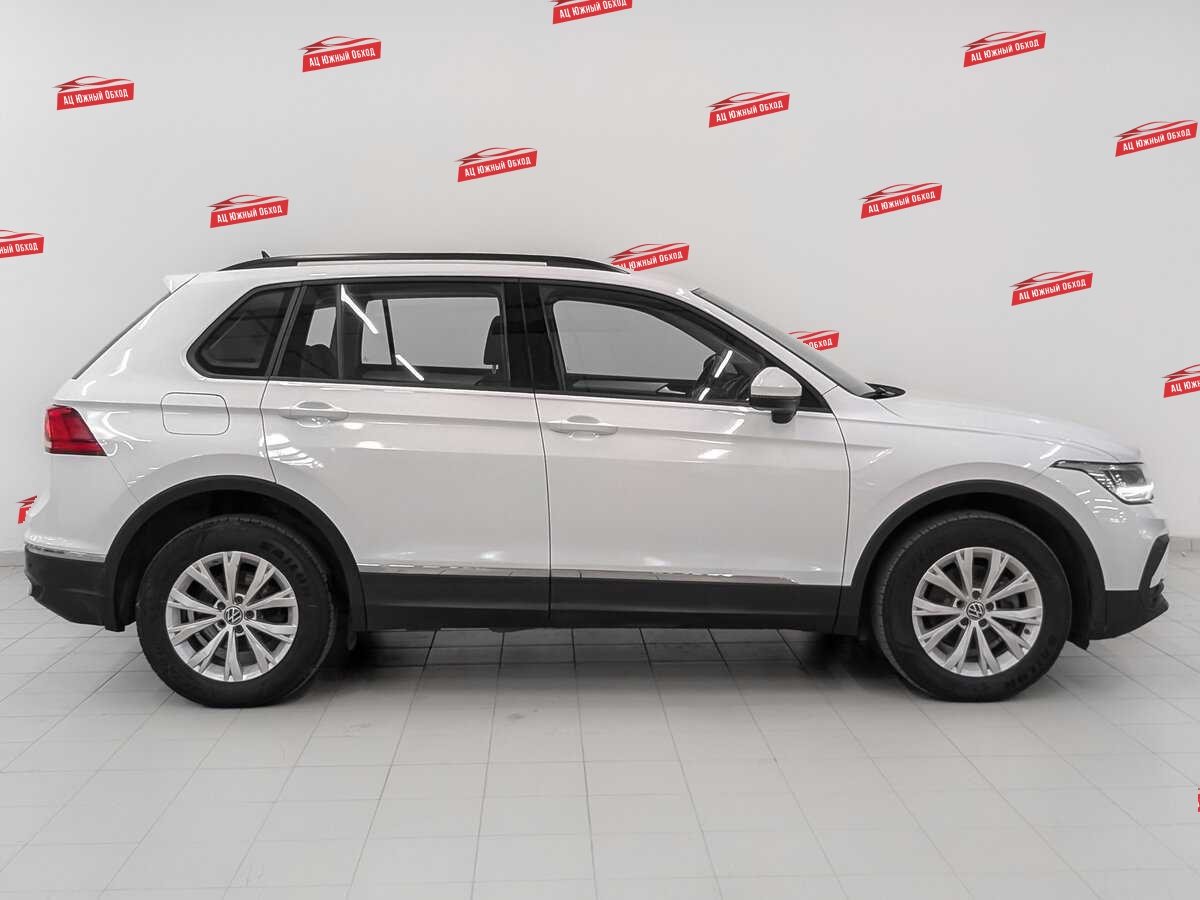 Купить Volkswagen Tiguan с пробегом. Фото: #3