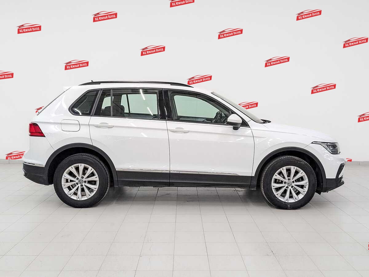Купить Volkswagen Tiguan с пробегом. Фото: #3