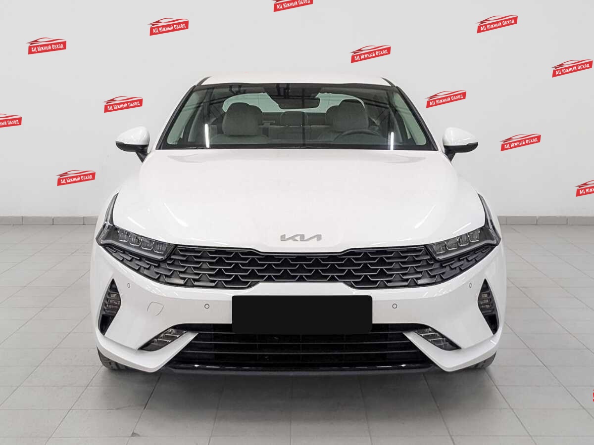 Купить Kia K5 с пробегом. Фото: #1