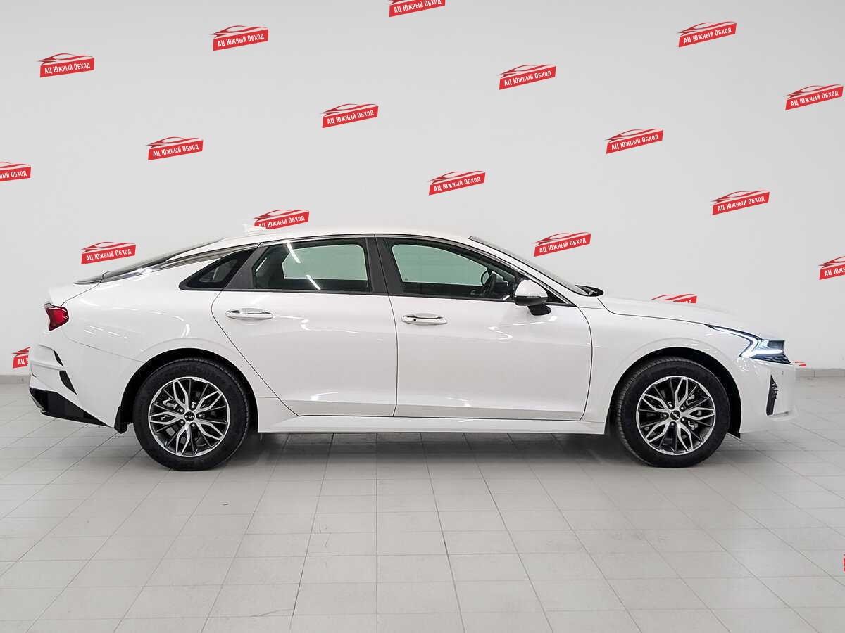 Купить Kia K5 с пробегом. Фото: #3