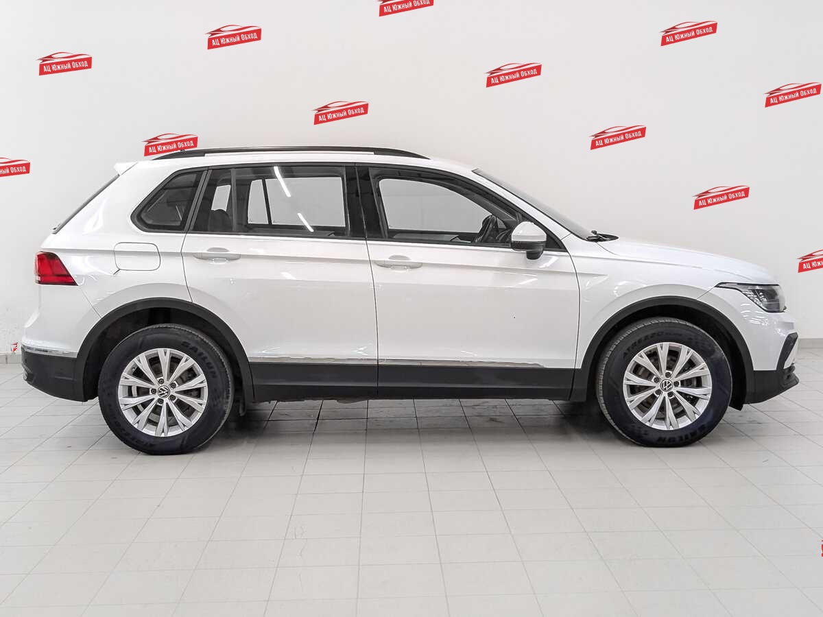Купить Volkswagen Tiguan с пробегом. Фото: #3