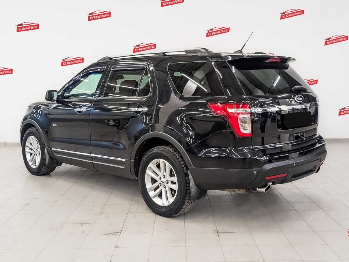 Купить Ford Explorer с пробегом. Фото: #6