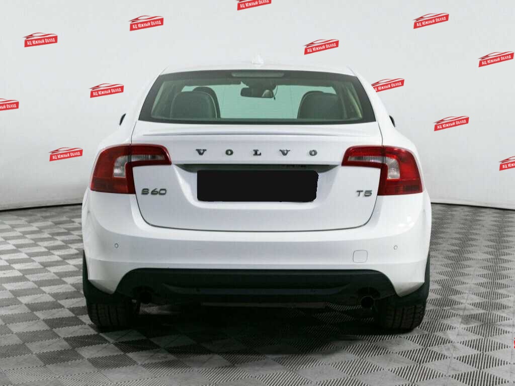 Купить Volvo S60 с пробегом. Фото: #4