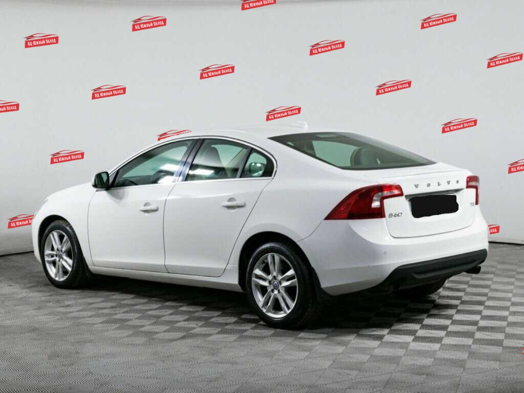 Купить Volvo S60 с пробегом. Фото: #5