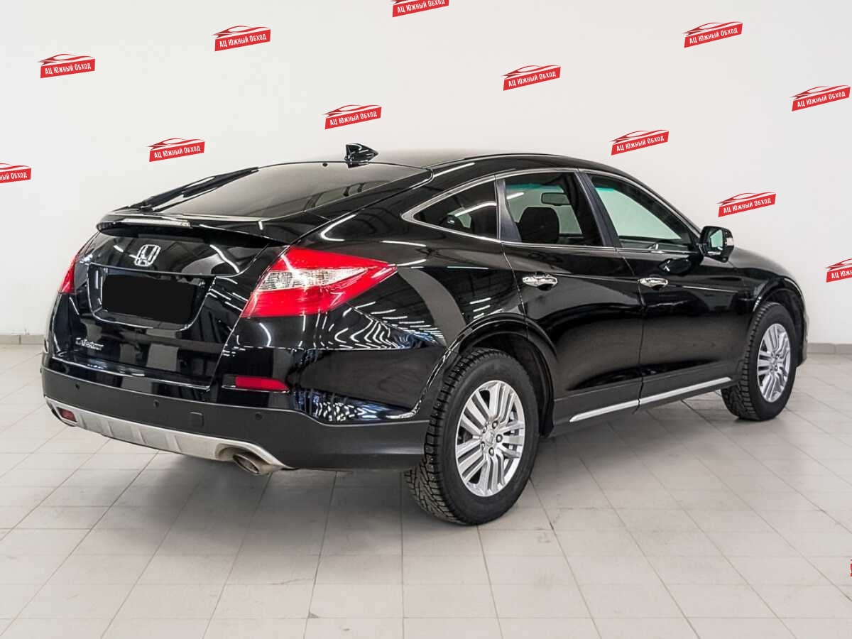 Купить Honda Crosstour с пробегом. Фото: #4