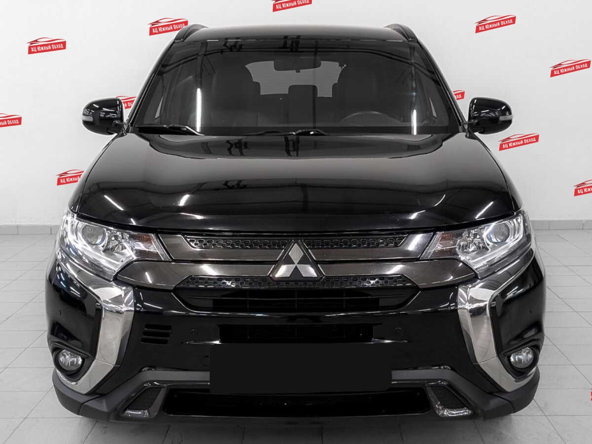 Купить Mitsubishi Outlander с пробегом. Фото: #1