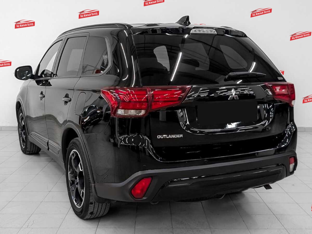 Купить Mitsubishi Outlander с пробегом. Фото: #6