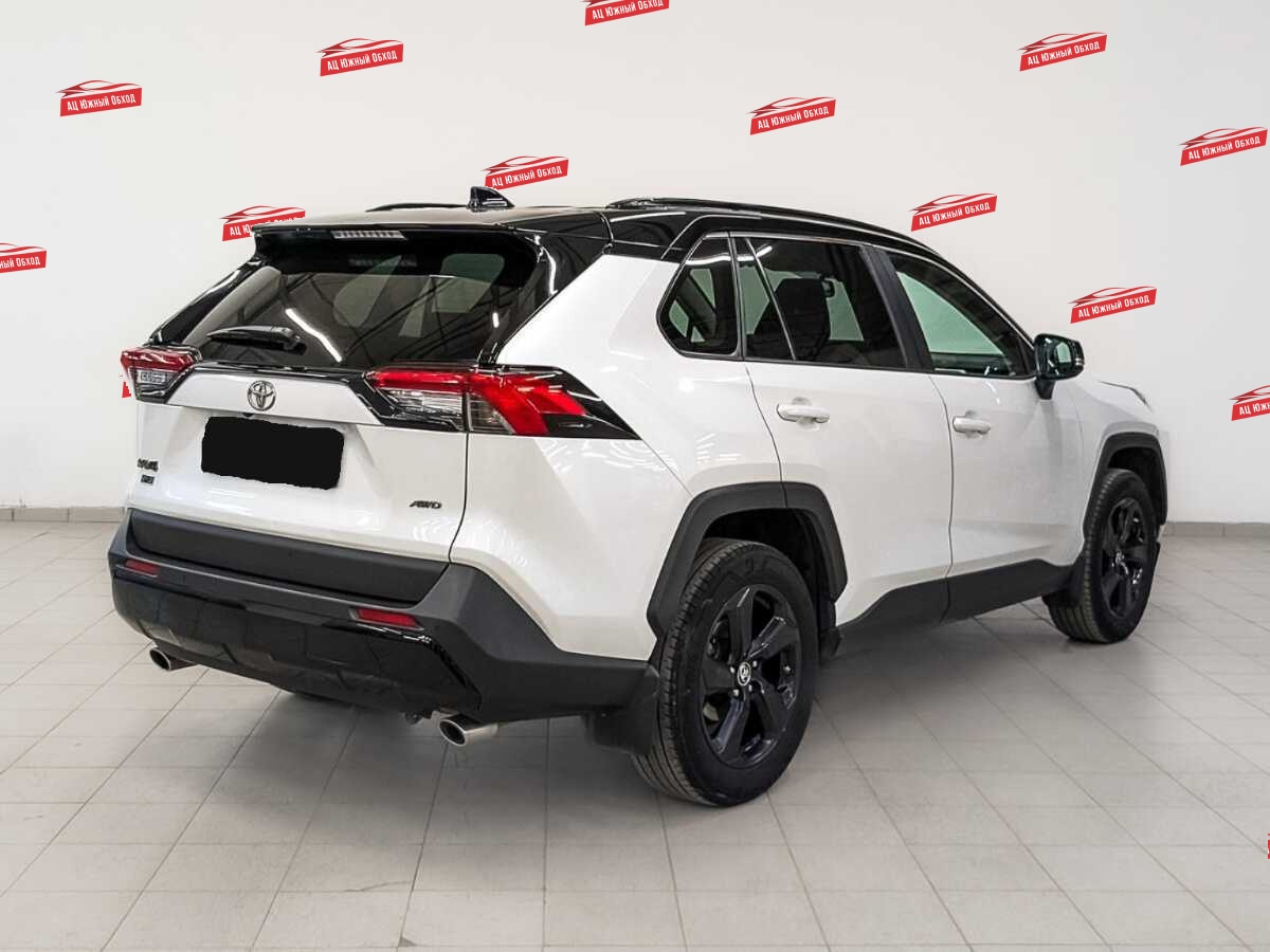 Купить Toyota RAV4 с пробегом. Фото: #4