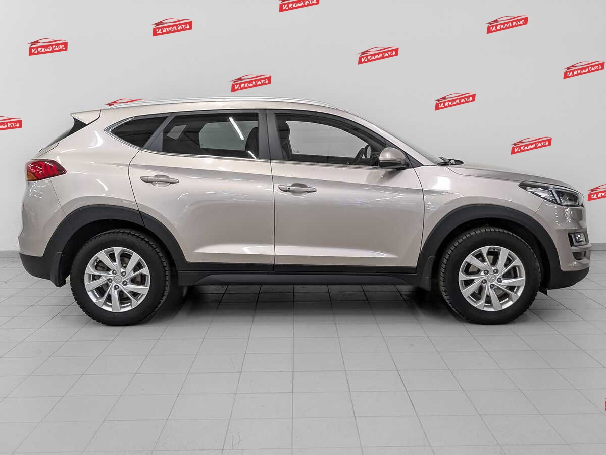 Купить Hyundai Tucson с пробегом. Фото: #3