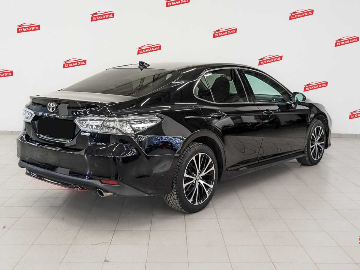 Купить Toyota Camry с пробегом. Фото: #4
