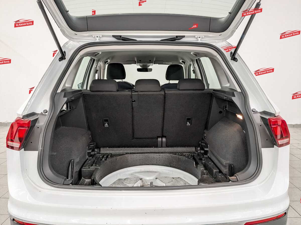 Купить Volkswagen Tiguan с пробегом. Фото: #9
