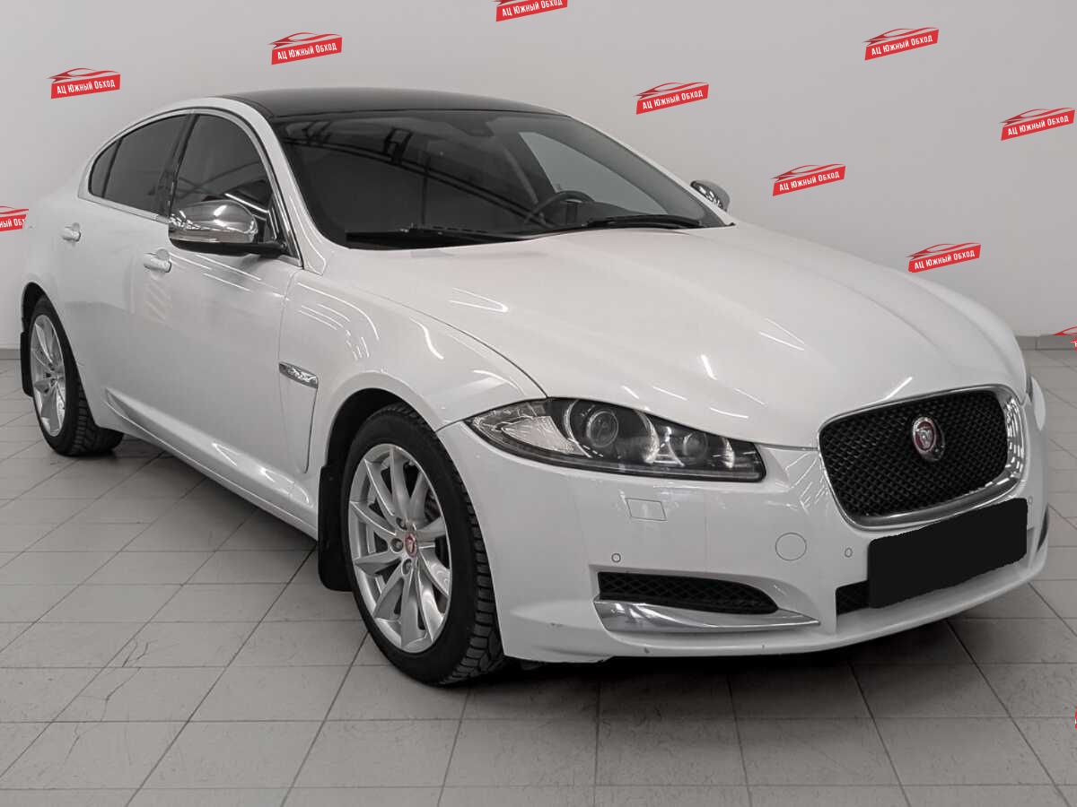 Купить Jaguar XF с пробегом. Фото: #2