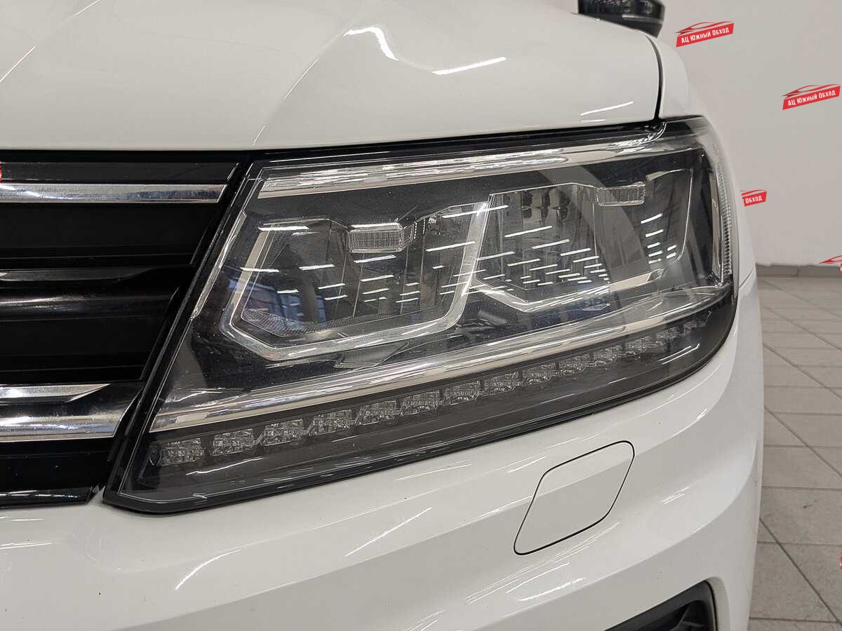 Купить Volkswagen Tiguan с пробегом. Фото: #10