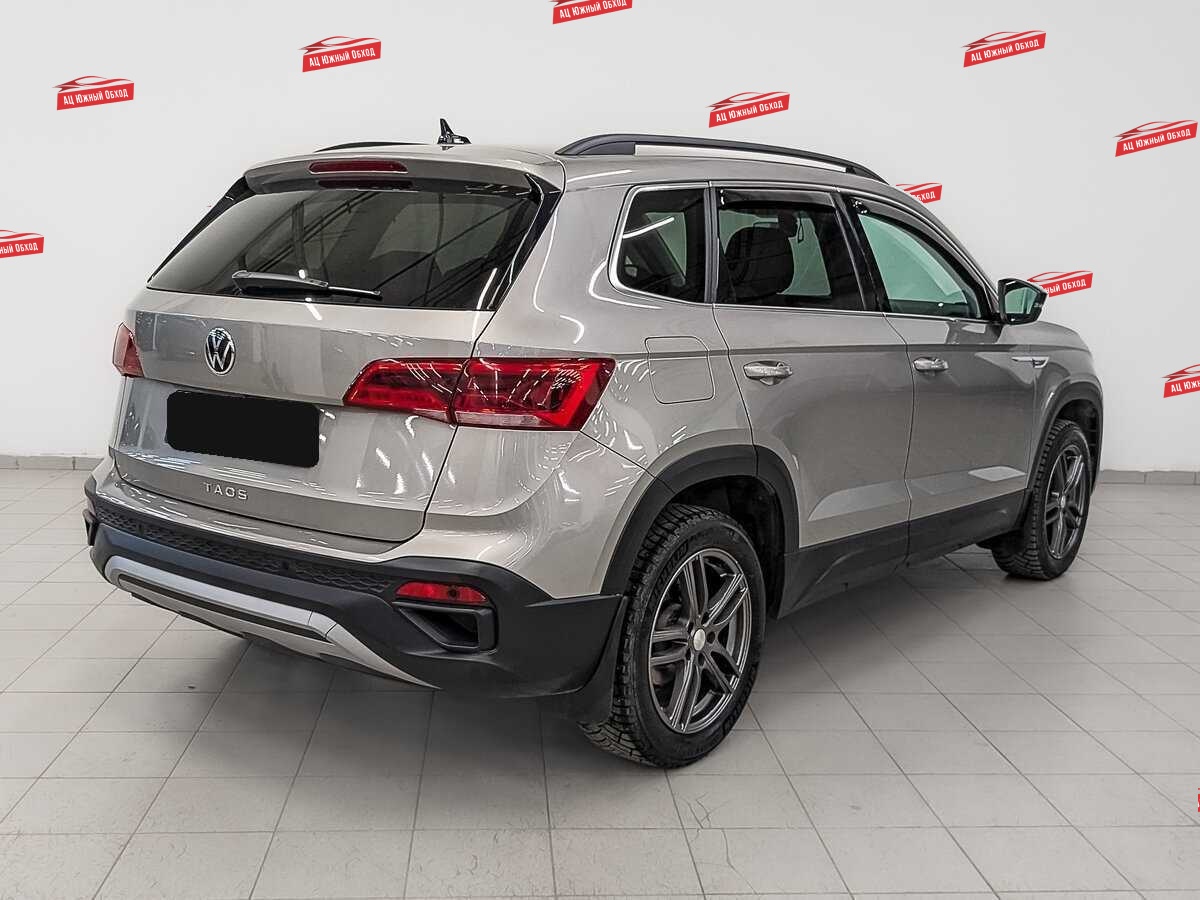 Купить Volkswagen Taos с пробегом. Фото: #4
