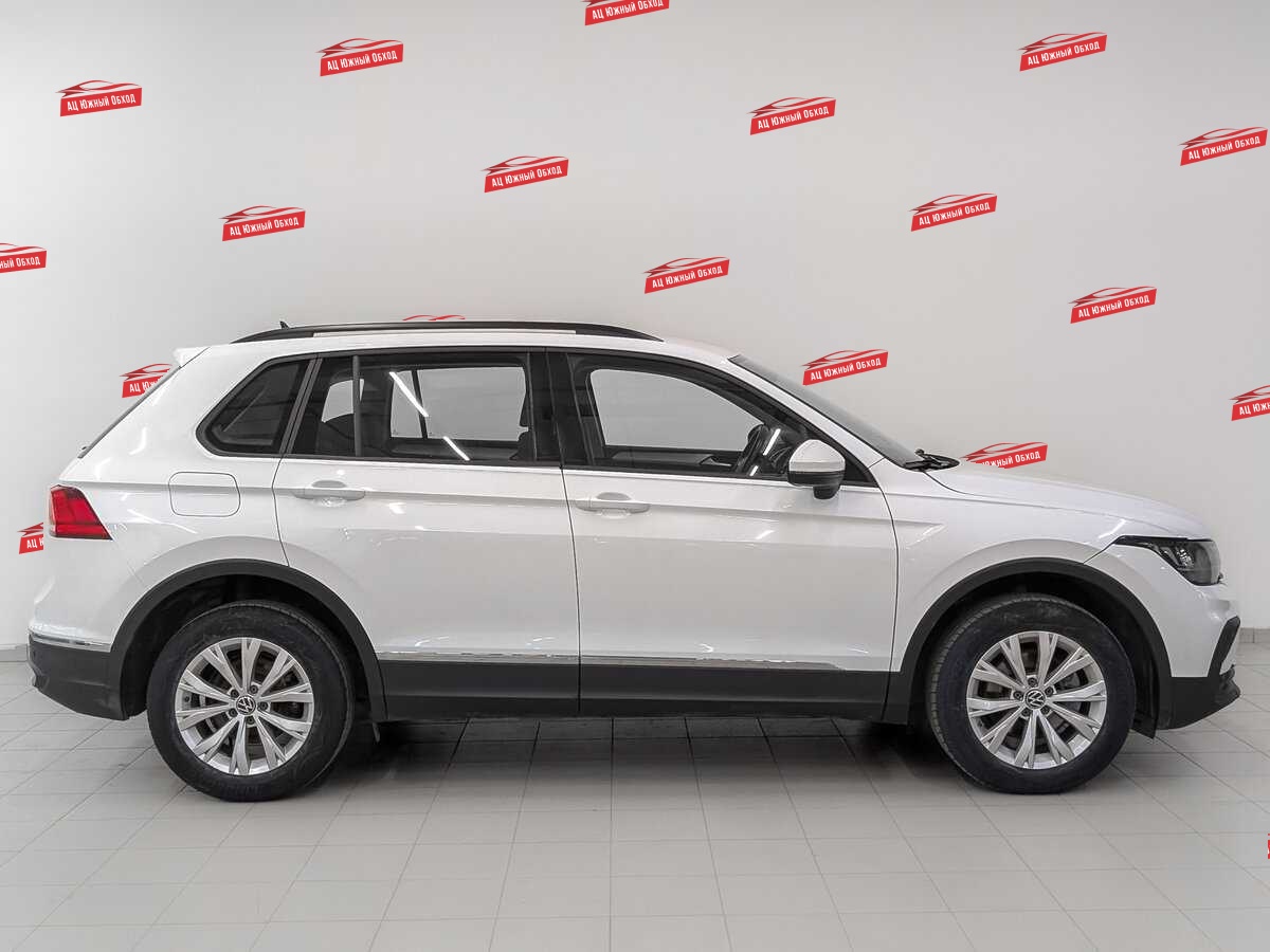 Купить Volkswagen Tiguan с пробегом. Фото: #3
