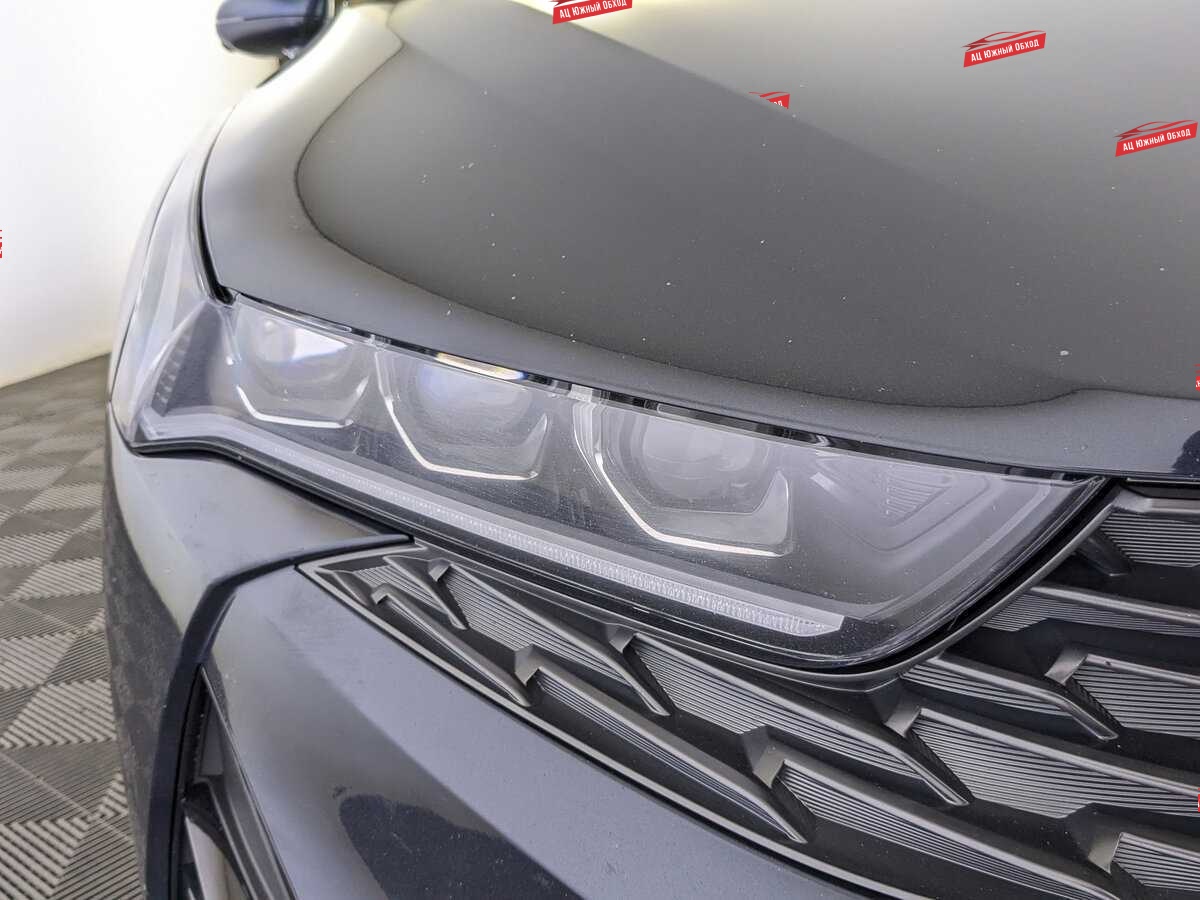 Купить Kia K5 с пробегом. Фото: #10