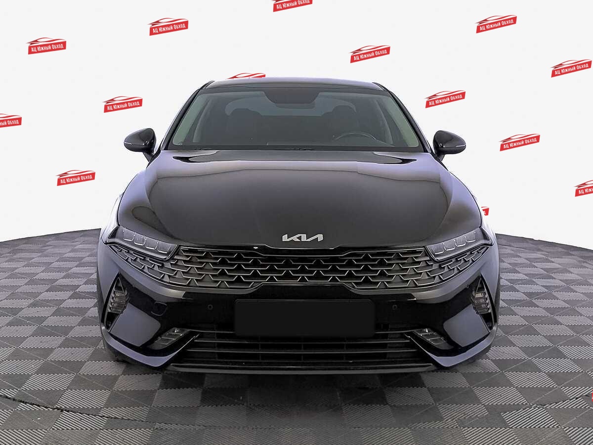 Купить Kia K5 с пробегом. Фото: #1