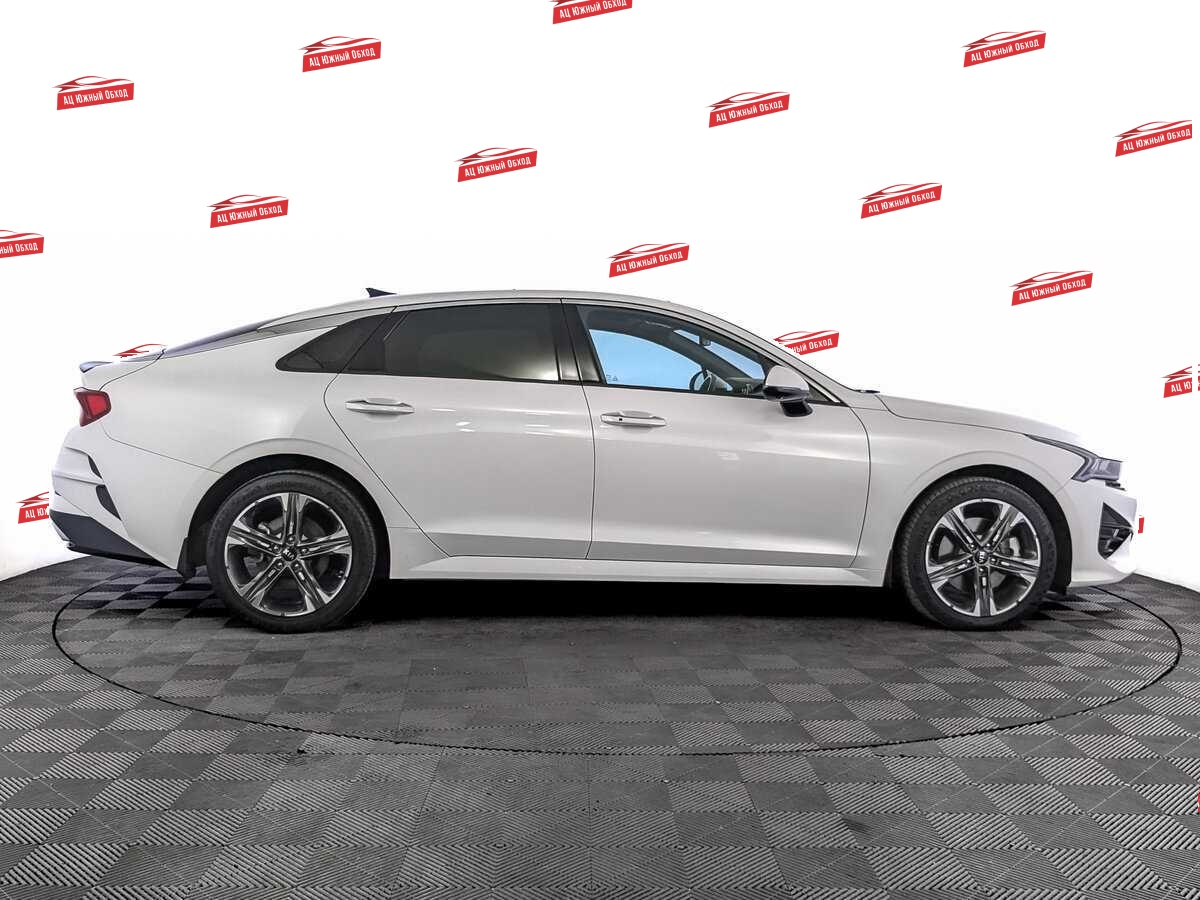 Купить Kia K5 с пробегом. Фото: #3