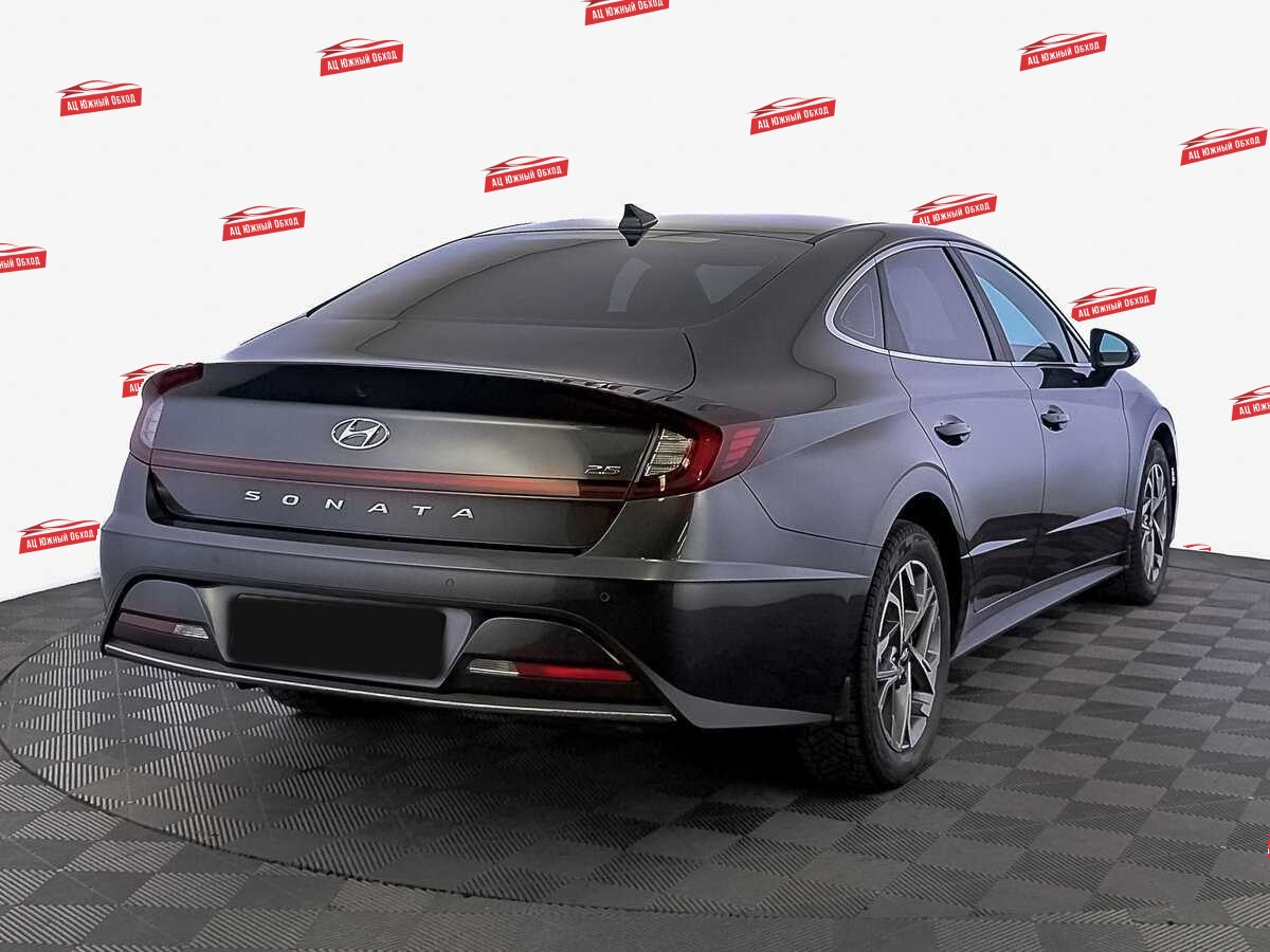 Купить Hyundai Sonata с пробегом. Фото: #4