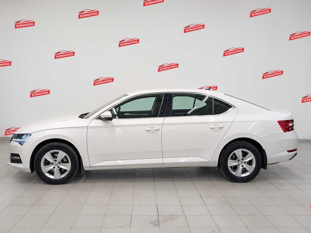 Купить Skoda Superb с пробегом. Фото: #8