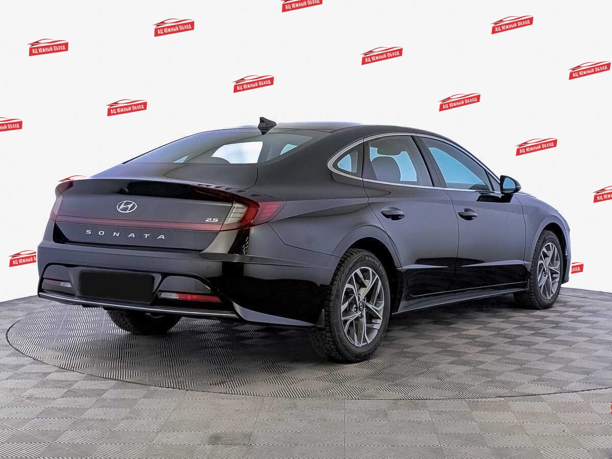 Купить Hyundai Sonata с пробегом. Фото: #4