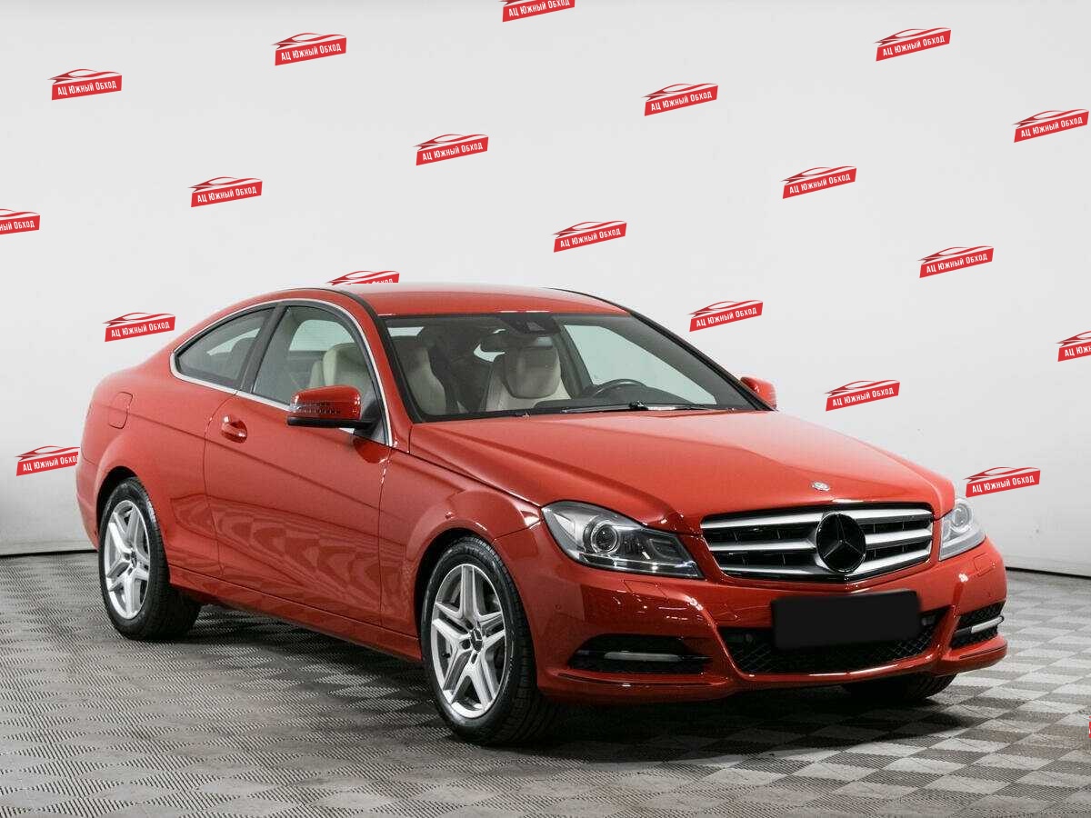 Купить Mercedes-Benz C-Класс с пробегом. Фото: #2