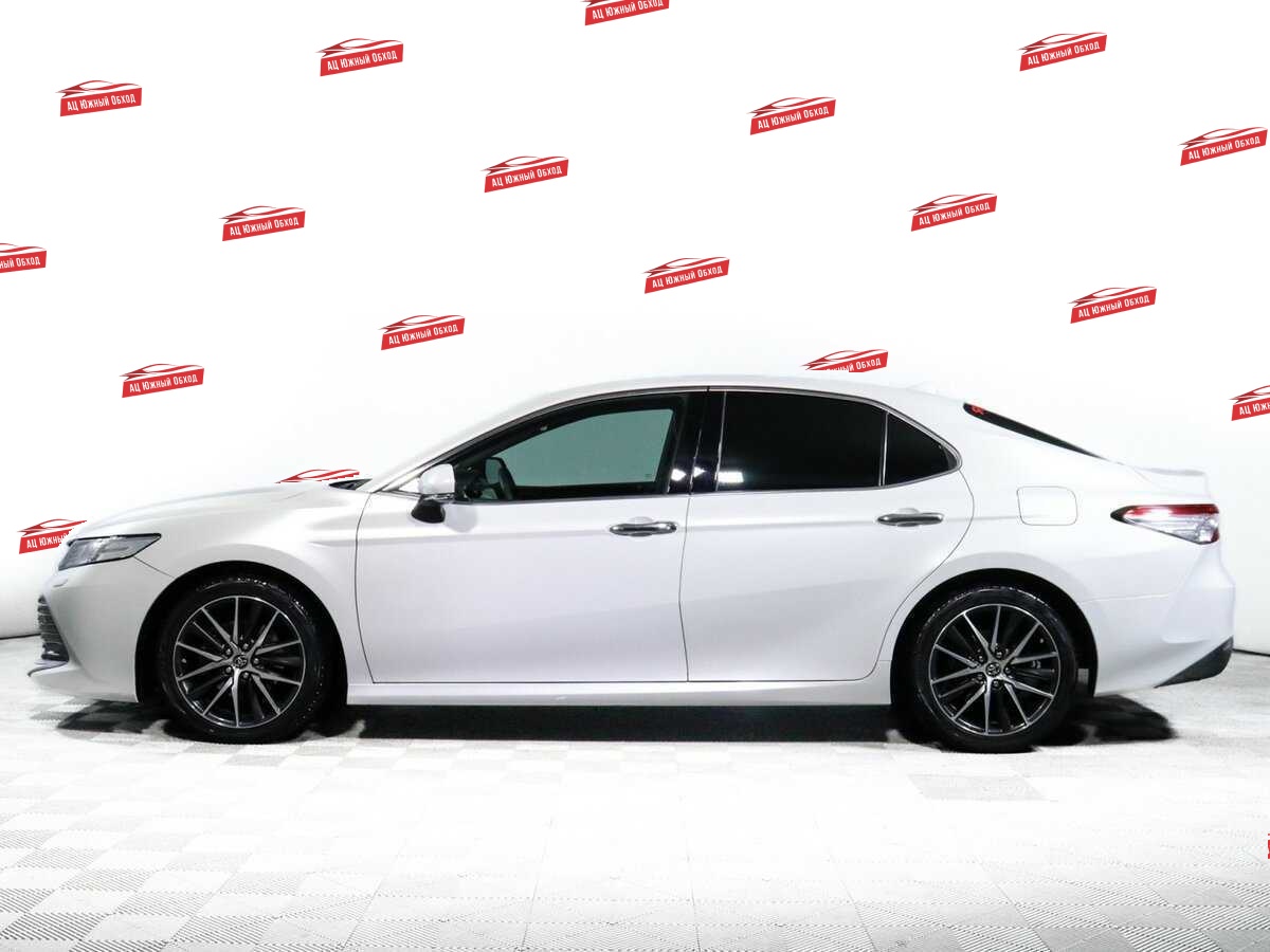 Купить Toyota Camry с пробегом. Фото: #4