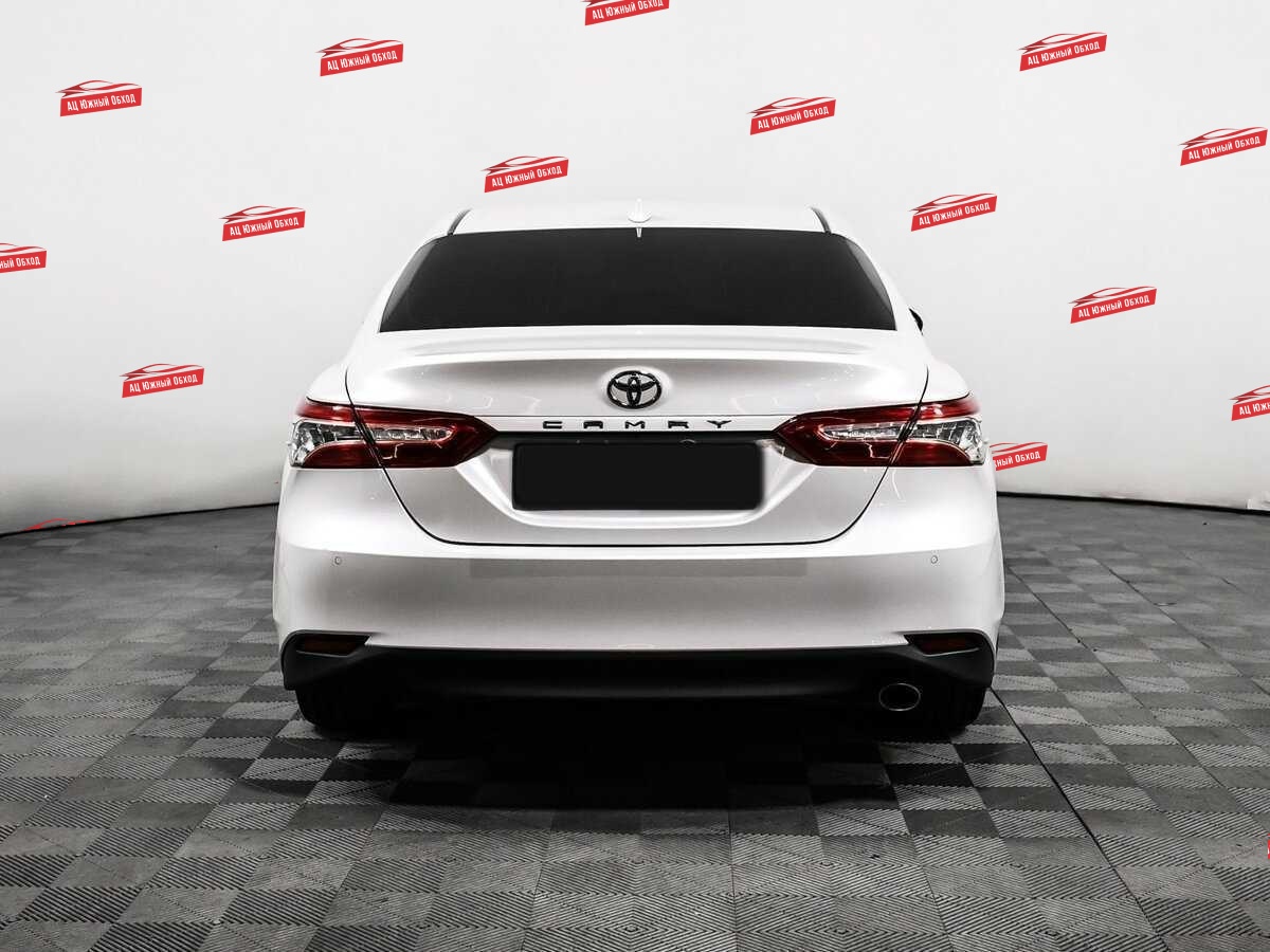 Купить Toyota Camry с пробегом. Фото: #5