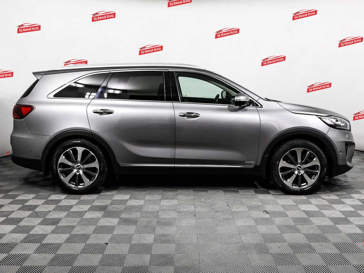 Купить Kia Sorento с пробегом. Фото: #3