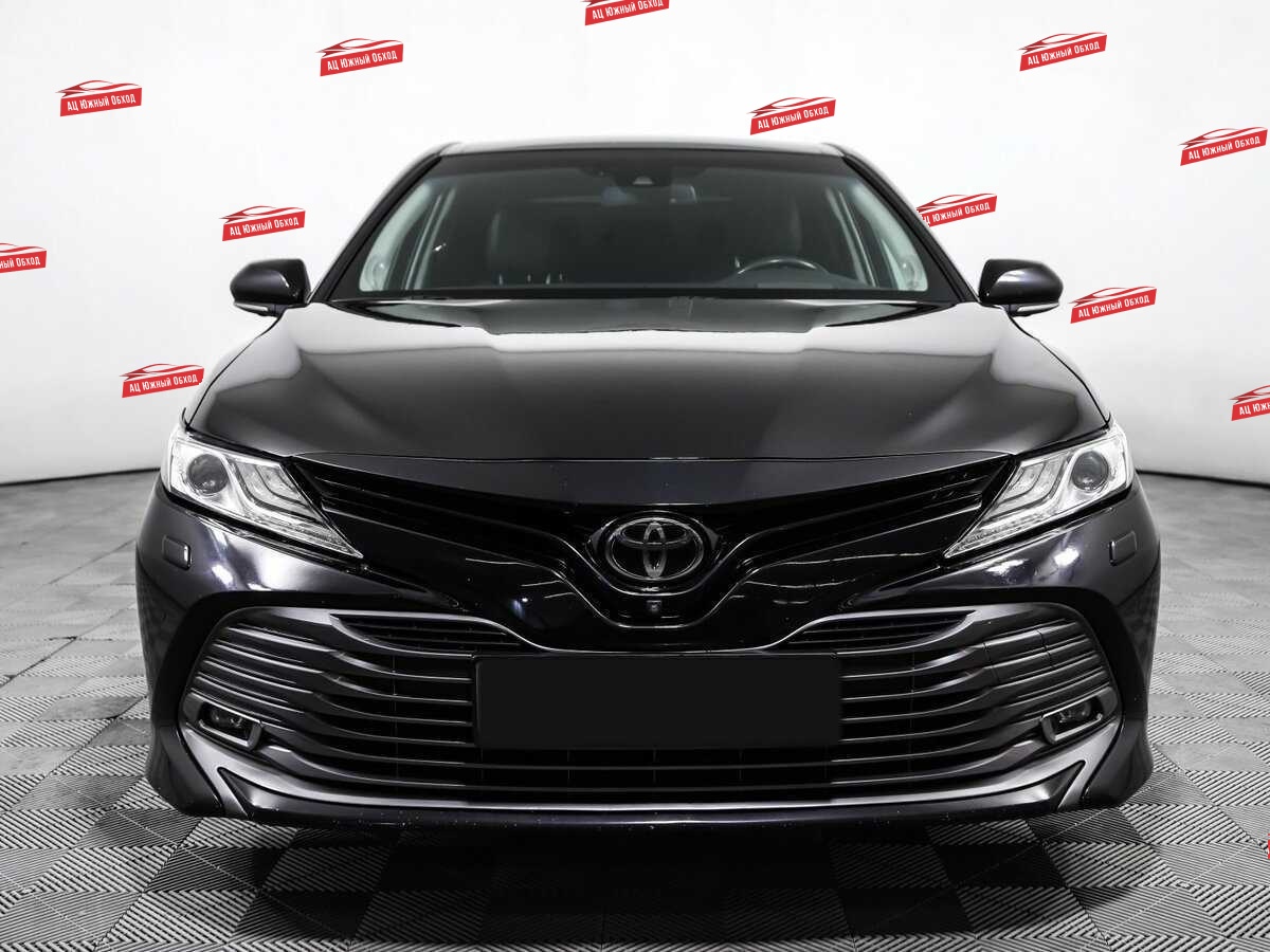 Купить Toyota Camry с пробегом. Фото: #1
