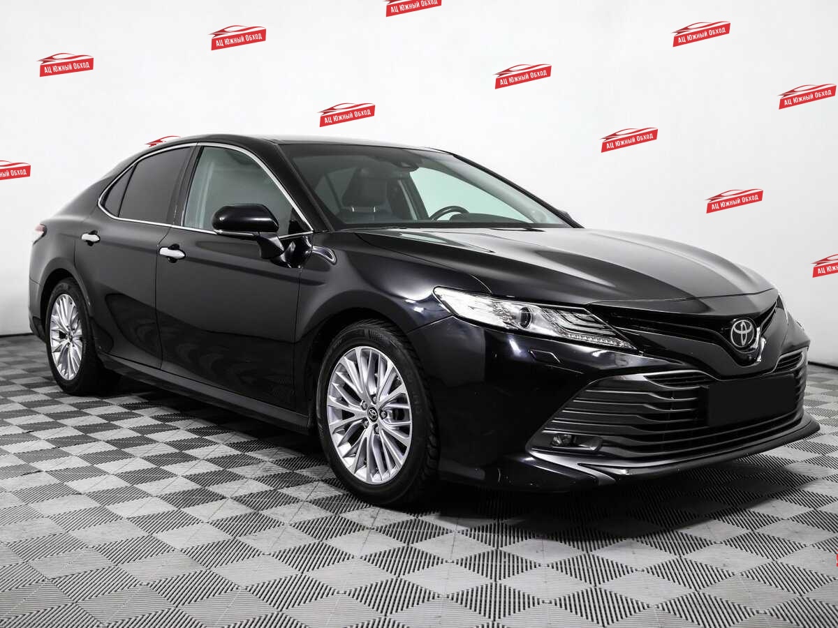 Купить Toyota Camry с пробегом. Фото: #2