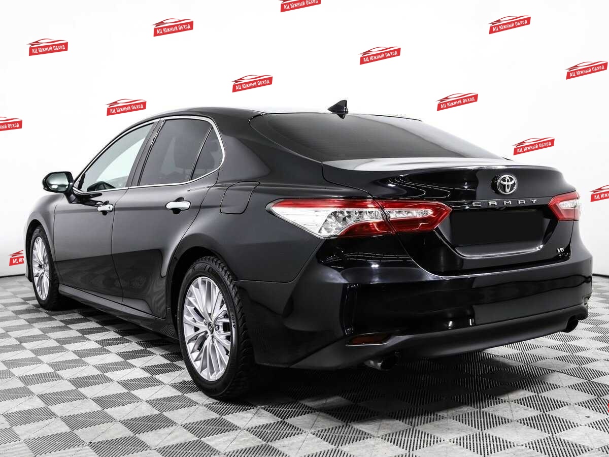 Купить Toyota Camry с пробегом. Фото: #6